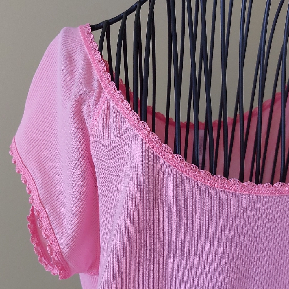 Elegant Pink Lace-Trimmed Women's  Top